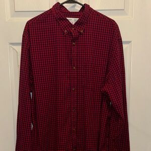 Old Navy Red and Black Plaid Men's Shirt